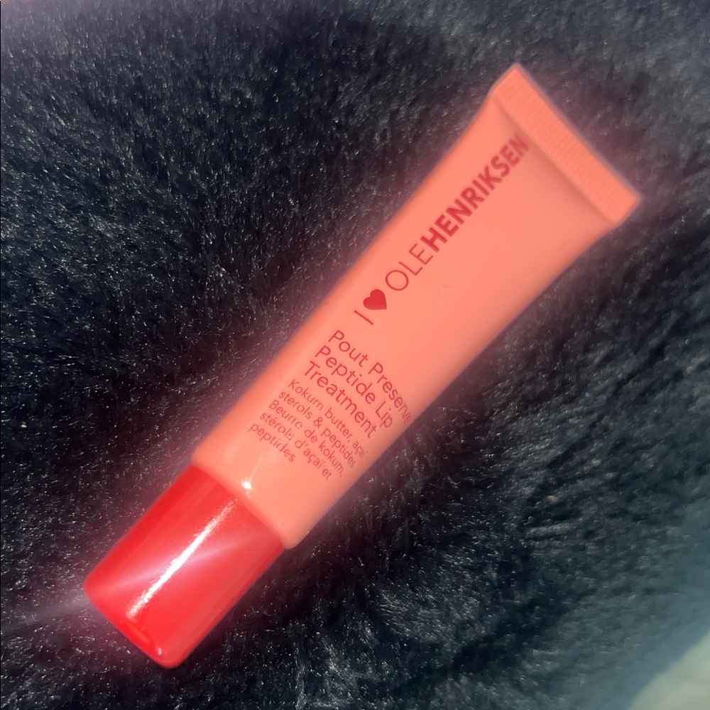 Ole Henriksen Pout Preserve Lip Treatment - Strawberry